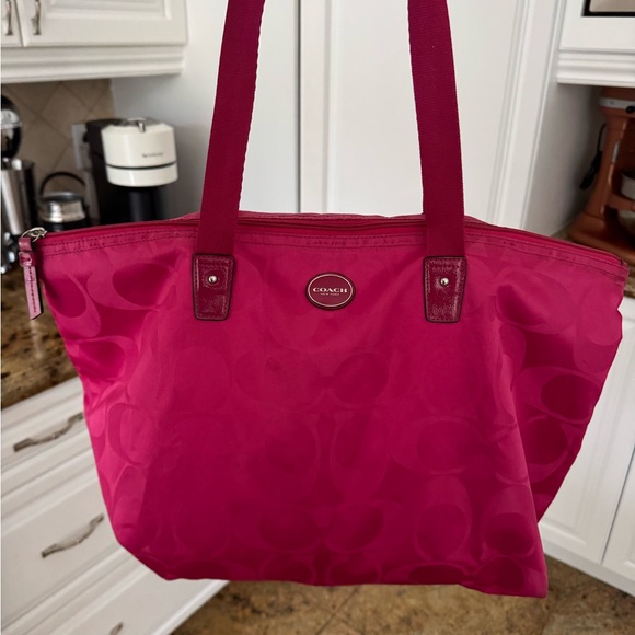 Coach Pink Tote Bag 🌺 - Picture 1 of 7